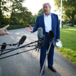 「三方一両損」トランプ裁きの三文芝居！
