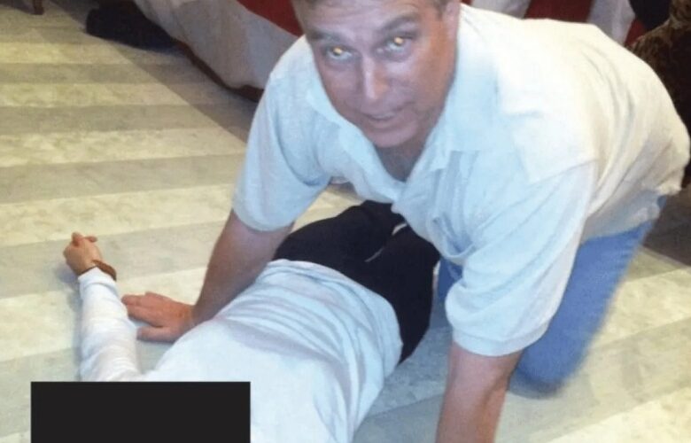 エプスタイン事件で追い詰められるトランプ大統領